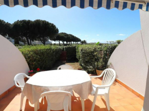 Appartement Rez-de-Jardin Bord de Mer, Terrasse 30m², 5 Pers, Port Camargue - FR-1-307-228